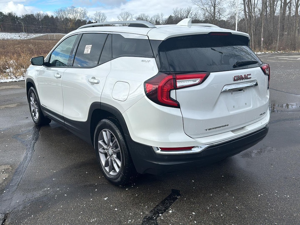 Used 2022 GMC Terrain SLT SUV