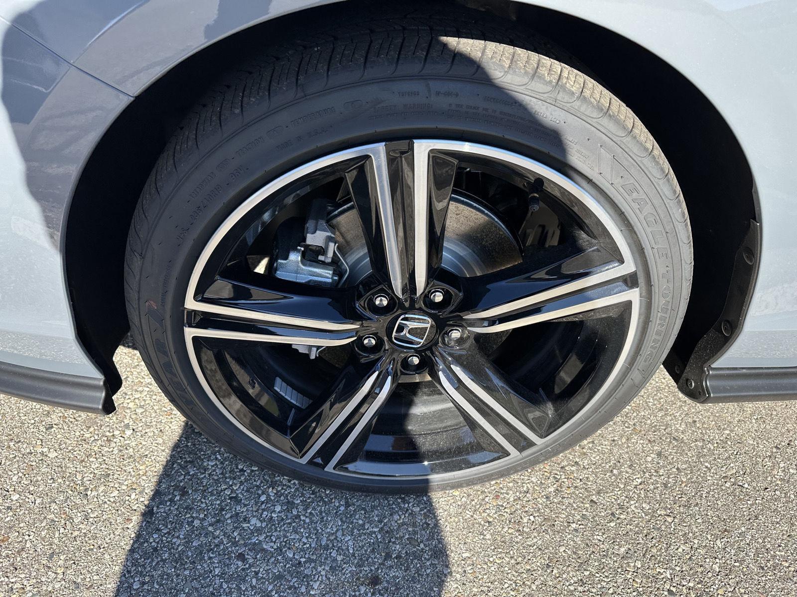 2025 Honda Accord Hybrid Sport - Photo 13