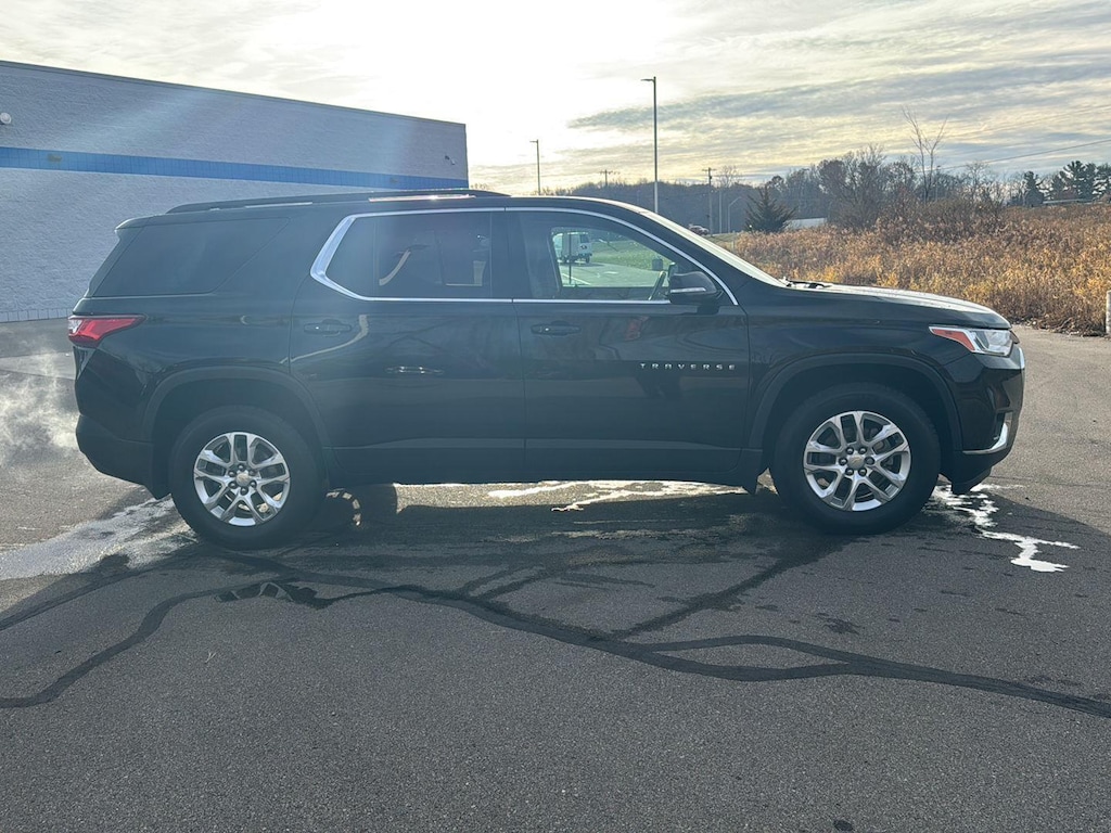 2019 Chevrolet Traverse Cloth photo 3
