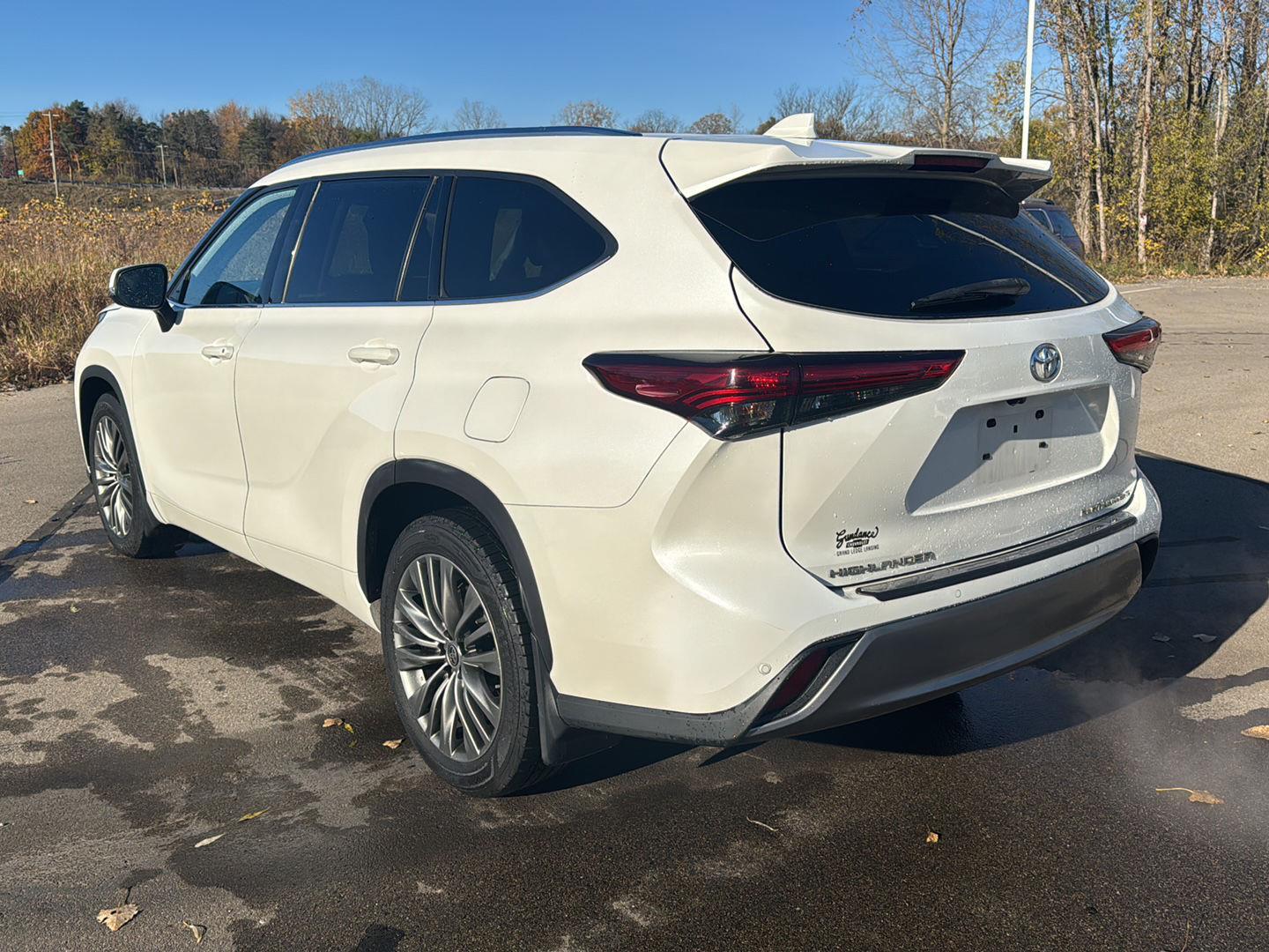 2020 Toyota Highlander Platinum photo 3