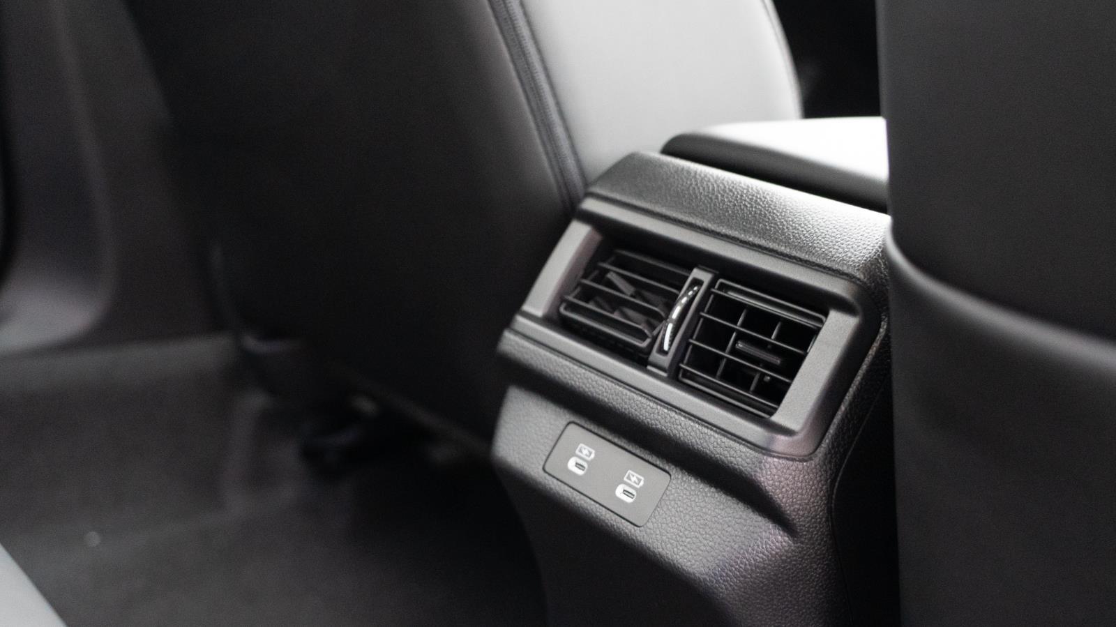 2025 Honda Accord Hybrid EX-L - Photo 26