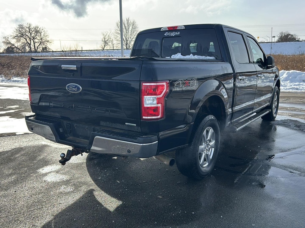 2019 Ford F-150 XLT photo 2