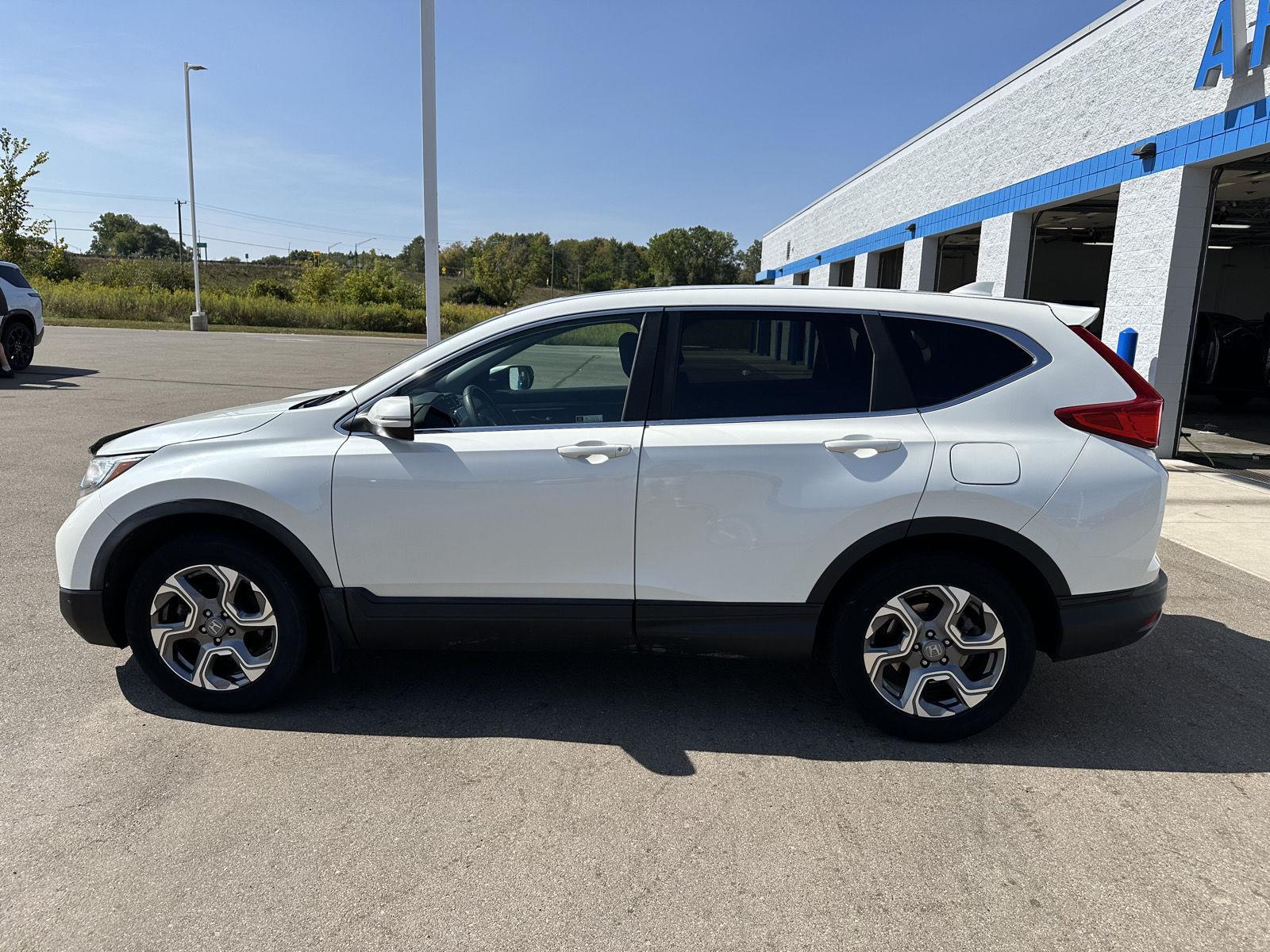 2018 Honda CR-V EX photo 2