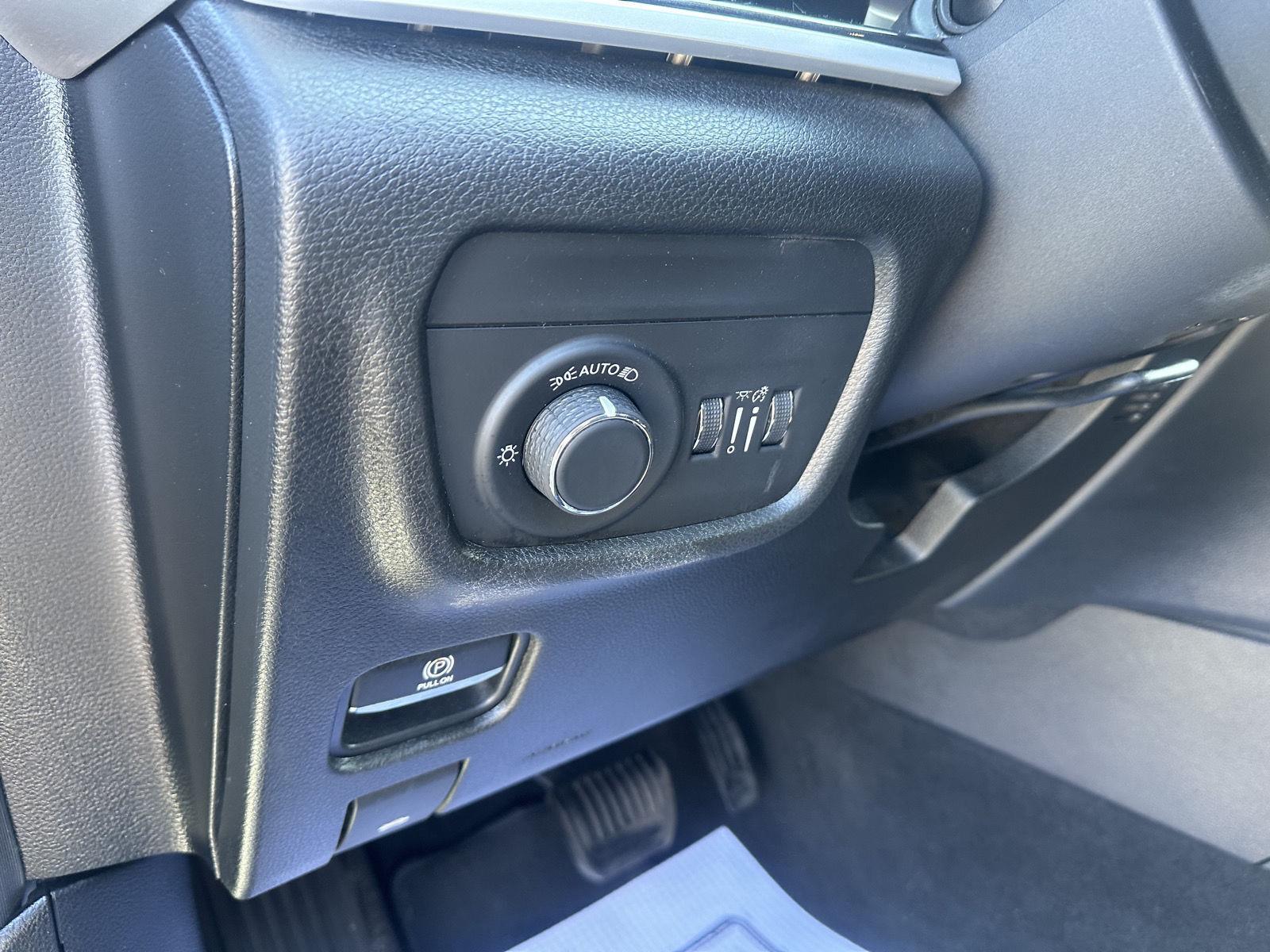 2023 Jeep Grand Cherokee Laredo - Photo 21