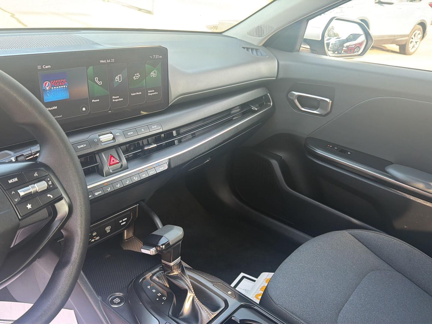 2025 Kia K4 LXS - Photo 15