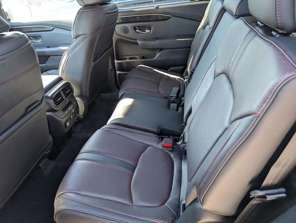 New 2025 Honda Pilot Black Edition SUV