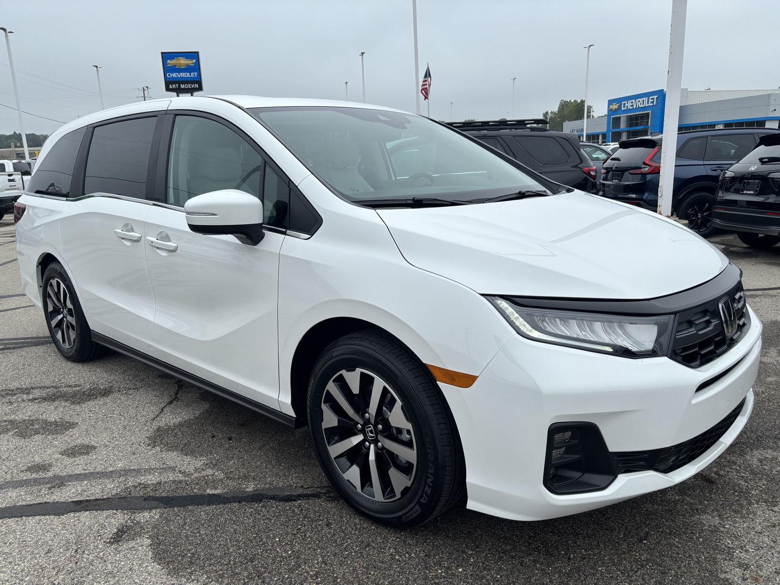 2026 Honda Odyssey EX-L - Photo 9