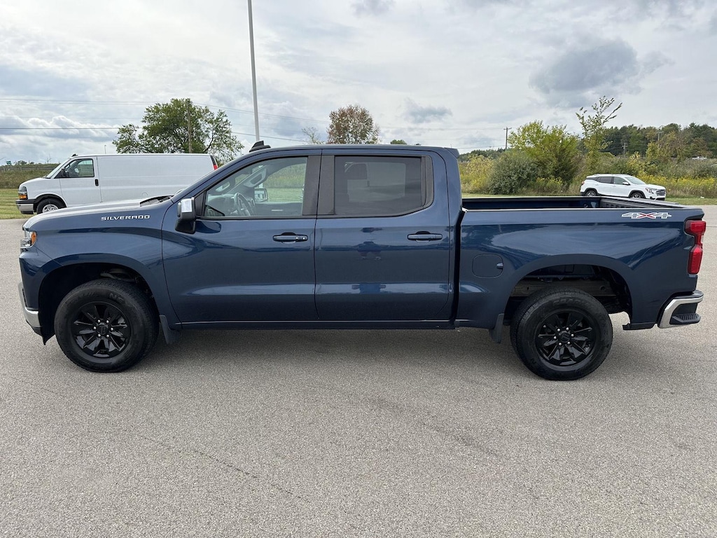 Used 2021 Chevrolet Silverado 1500 LT Truck