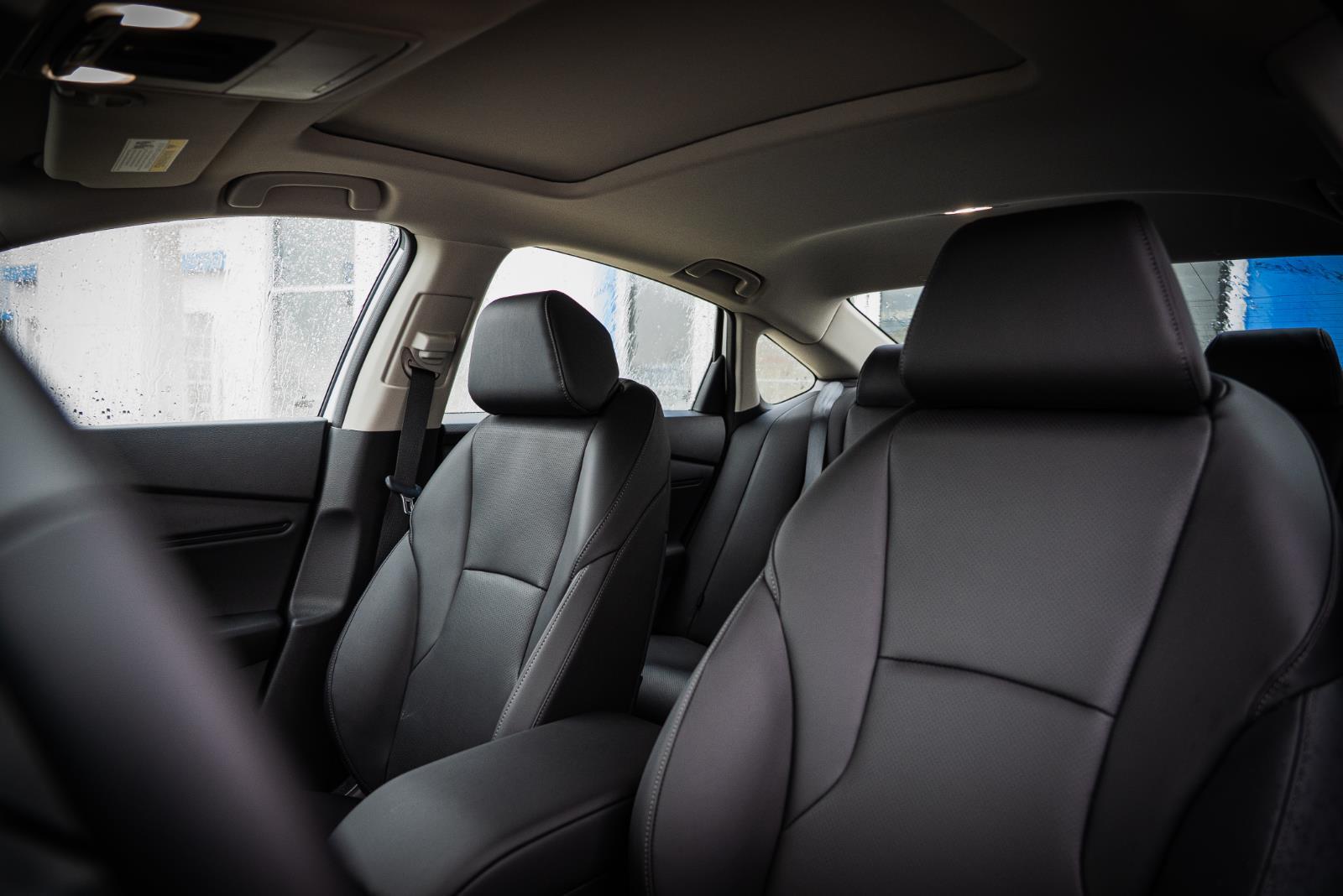 2025 Honda Accord Hybrid EX-L - Photo 17