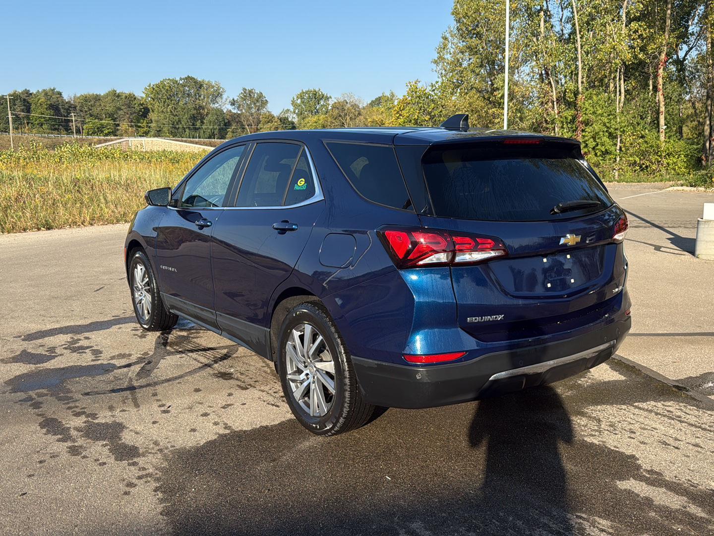 2022 Chevrolet Equinox LT photo 3