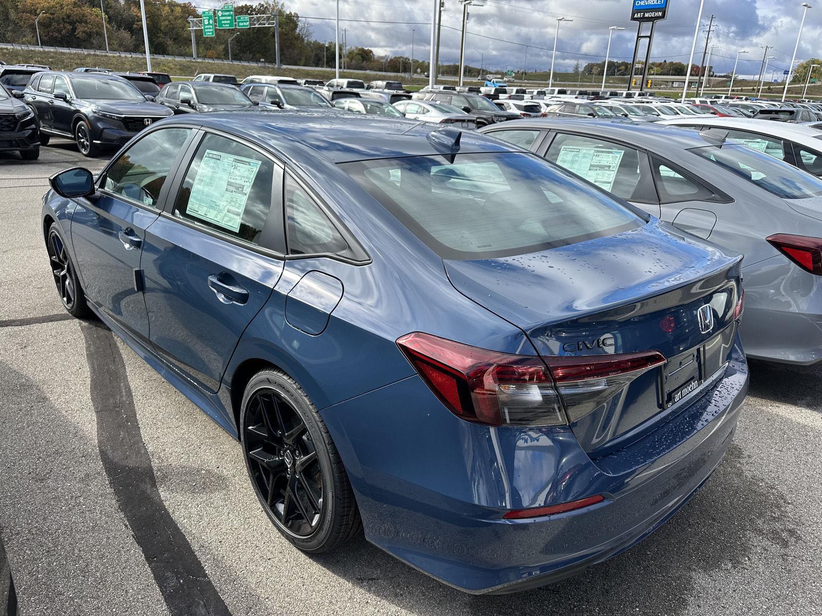 2026 Honda Civic Sport photo 3