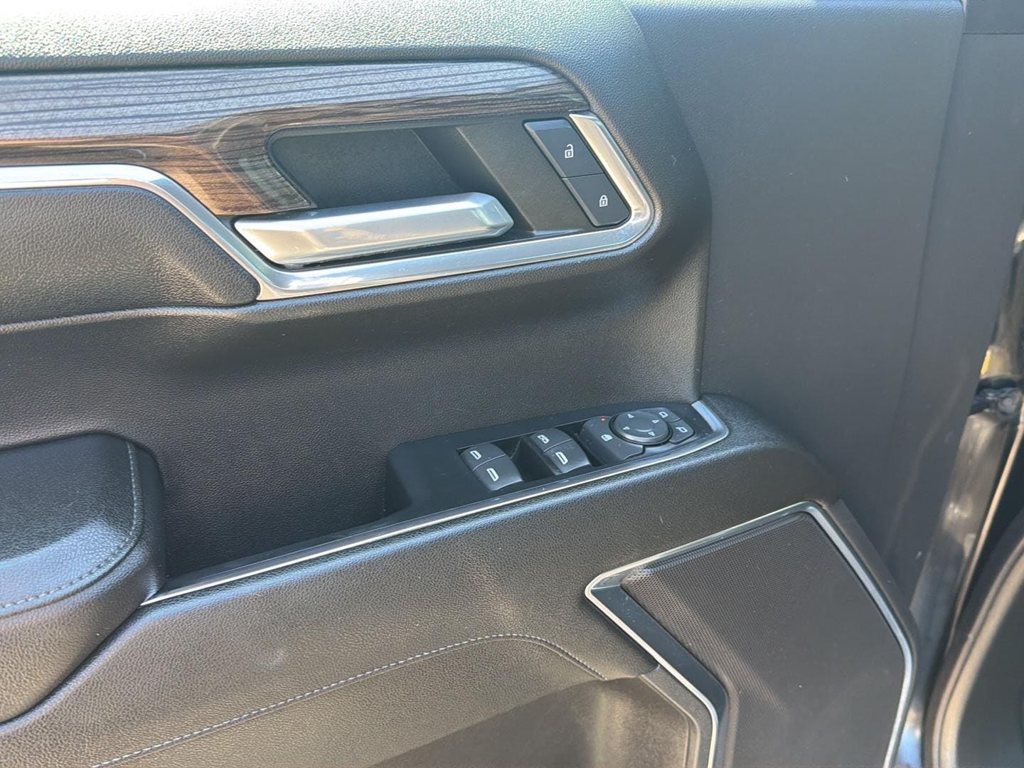 2023 Chevrolet Silverado 1500 RST - Photo 12