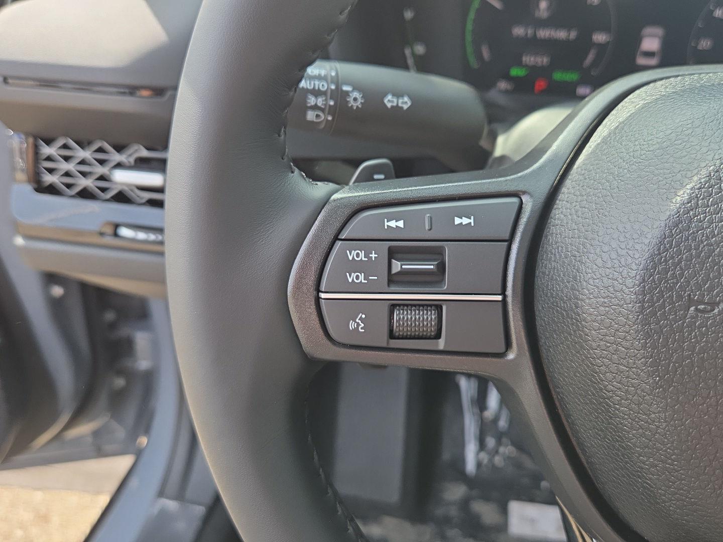 2025 Honda Accord Hybrid EX-L - Photo 25