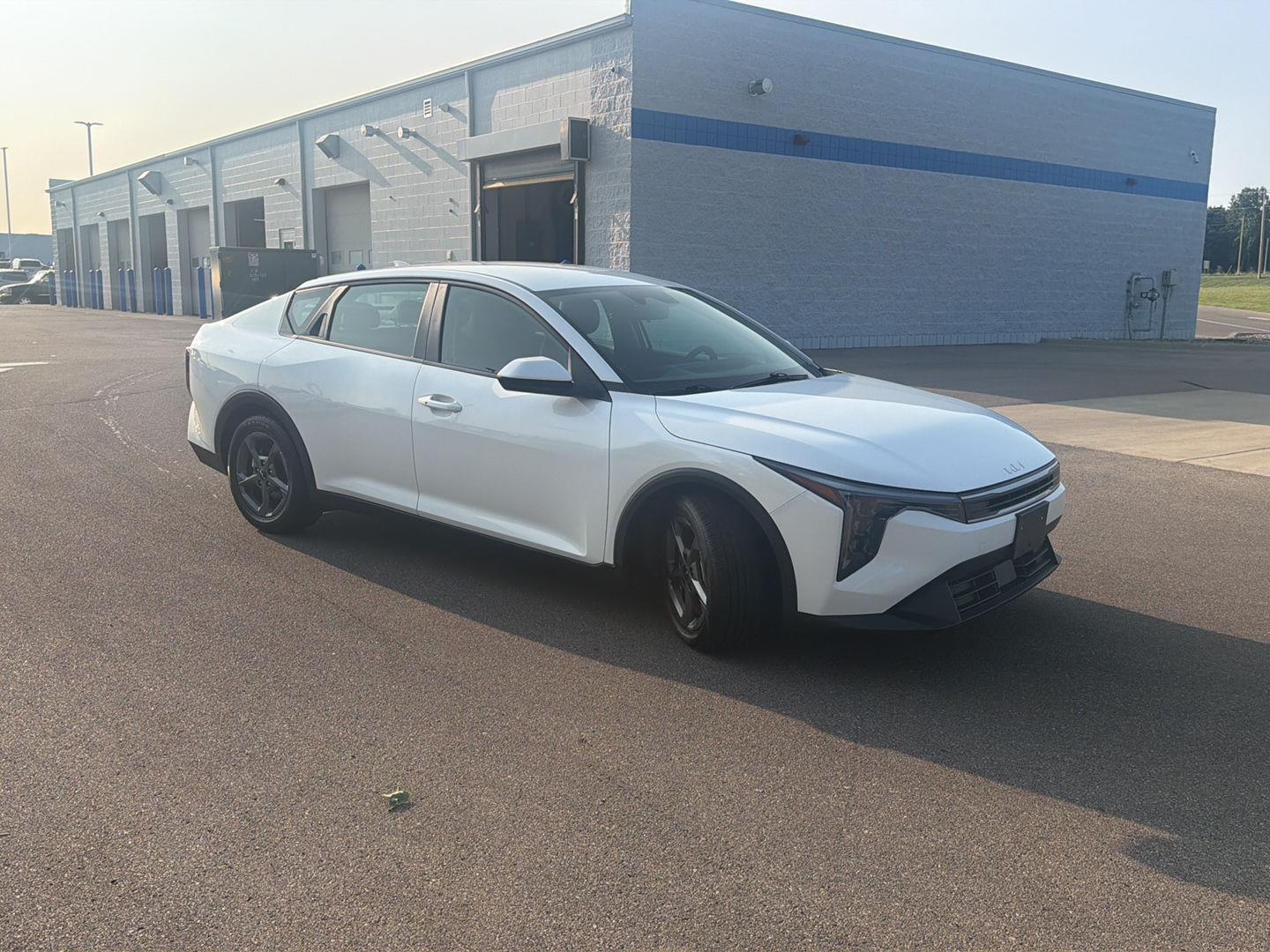 2025 Kia K4 LXS - Photo 9