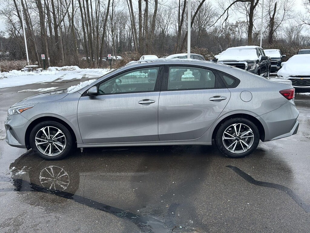Used 2023 Kia Forte LXS Sedan