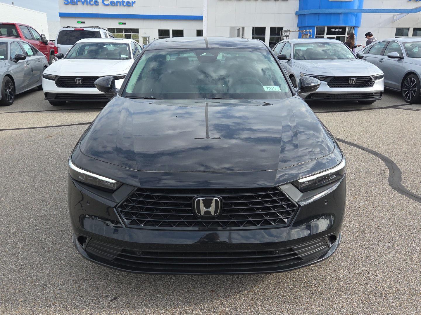2025 Honda Accord Hybrid EX-L - Photo 9