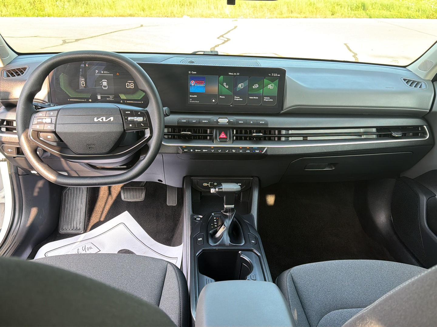 2025 Kia K4 LXS - Photo 28