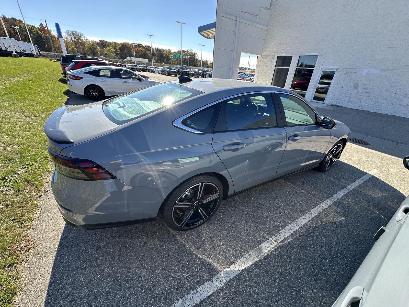 2025 Honda Accord Hybrid Sport - Photo 10