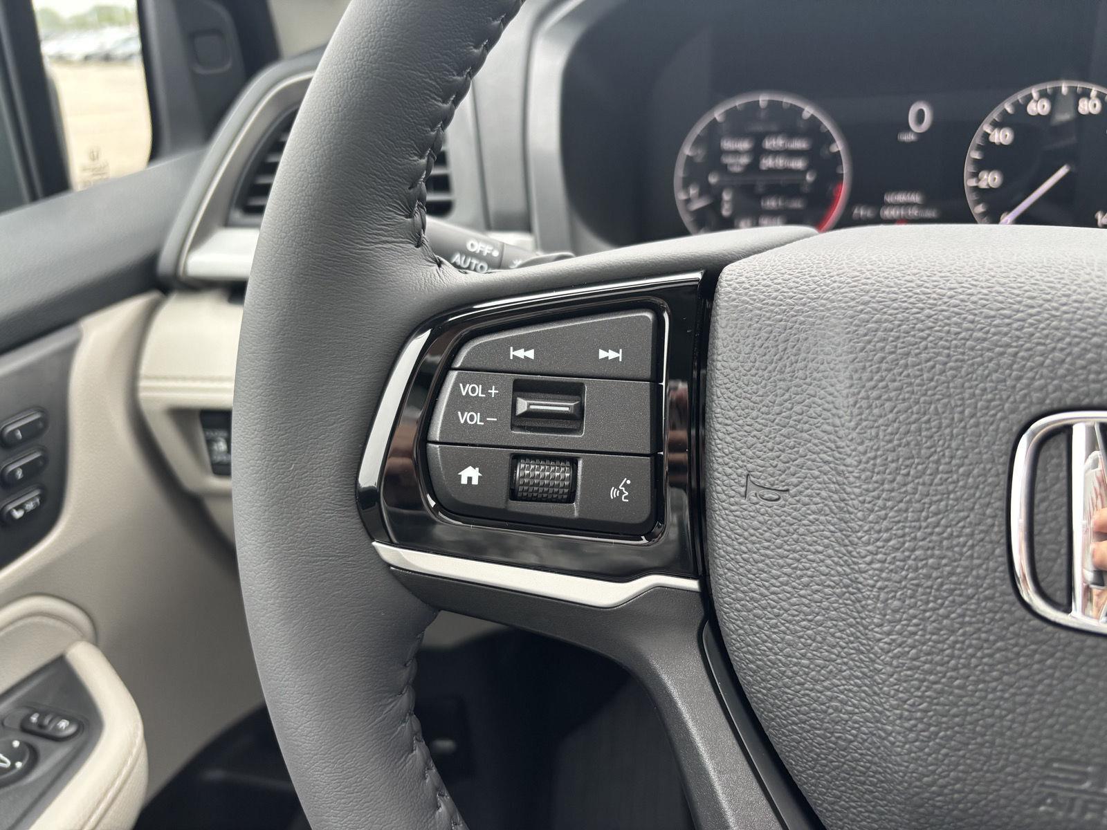2026 Honda Odyssey EX-L - Photo 19
