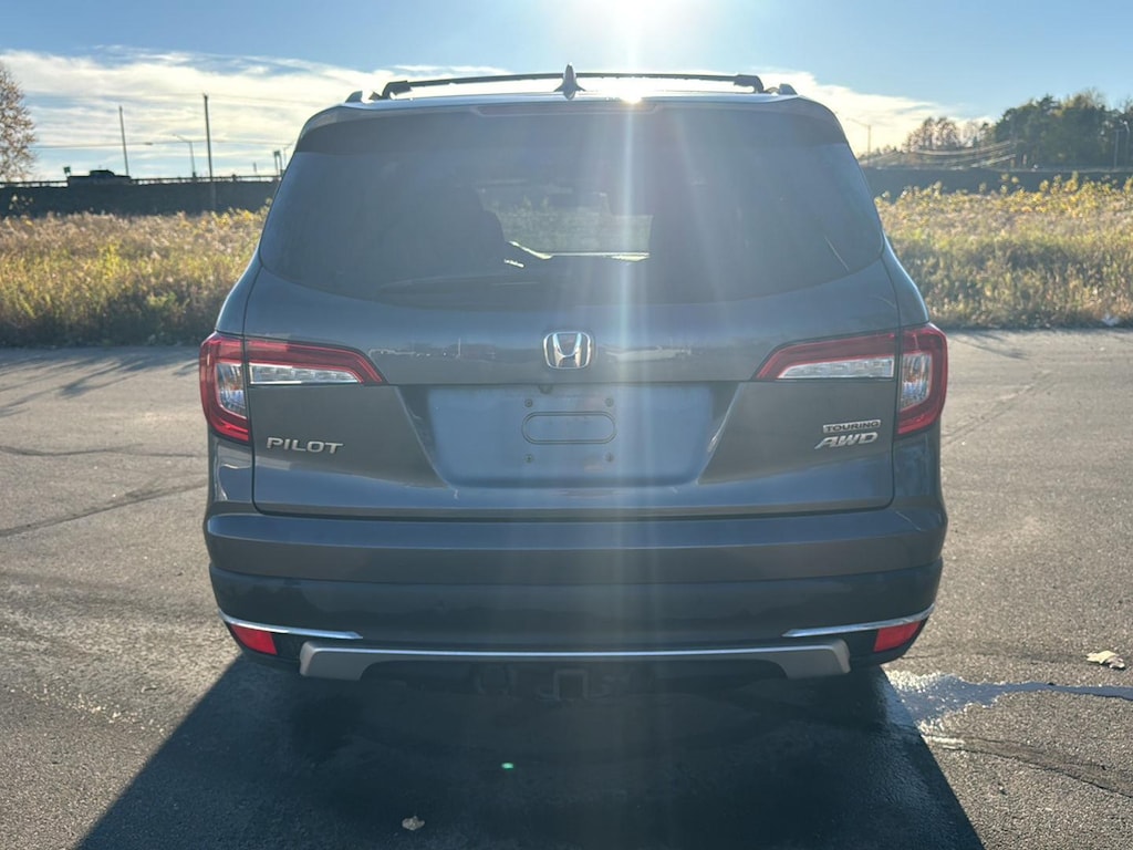 Used 2021 Honda Pilot Touring 8-Passenger SUV