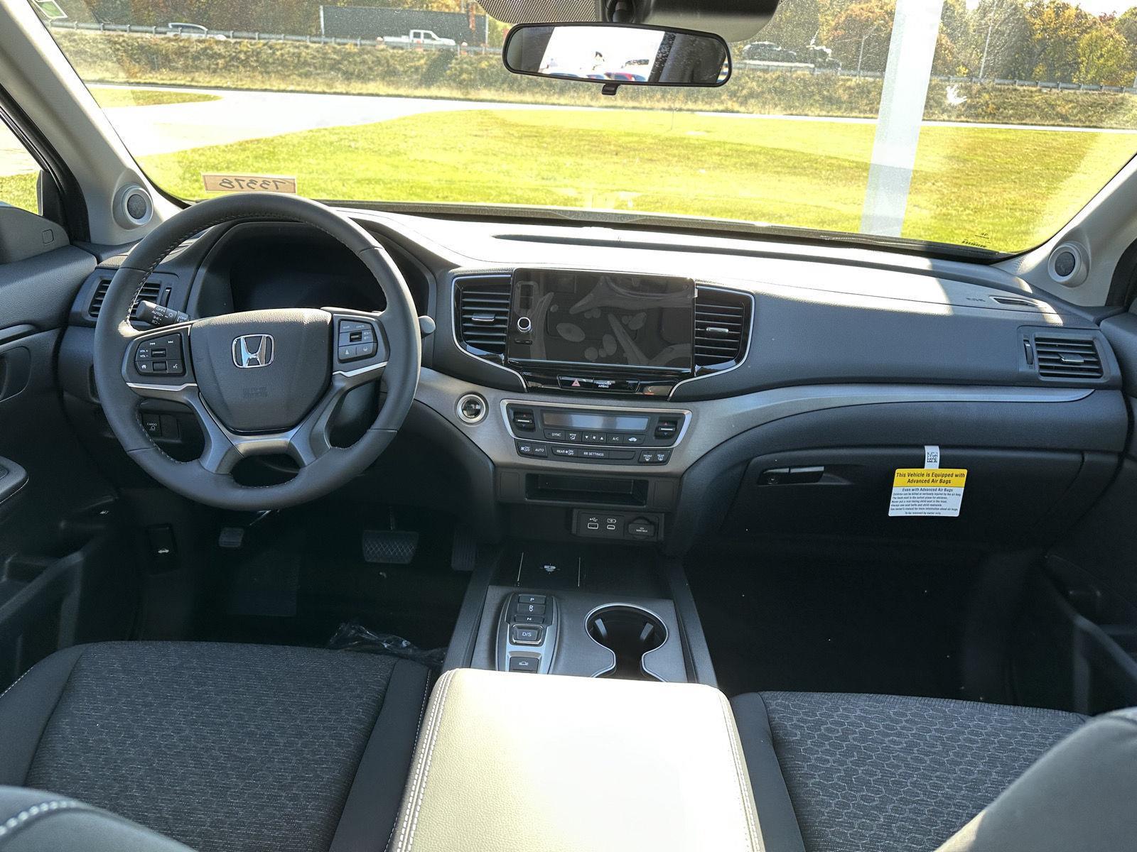 2026 Honda Ridgeline Sport - Photo 11