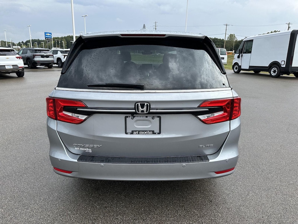 Used 2024 Honda Odyssey Elite Van