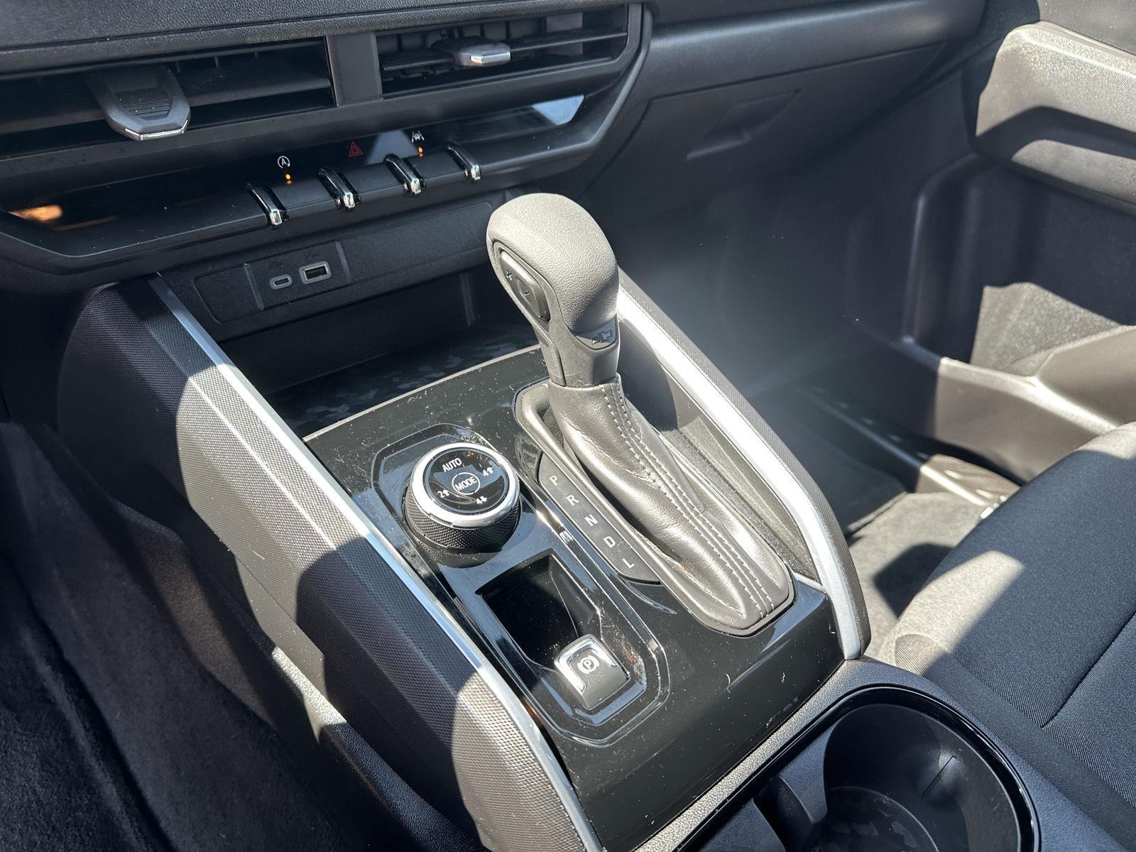2024 Chevrolet Colorado Trail Boss - Photo 28
