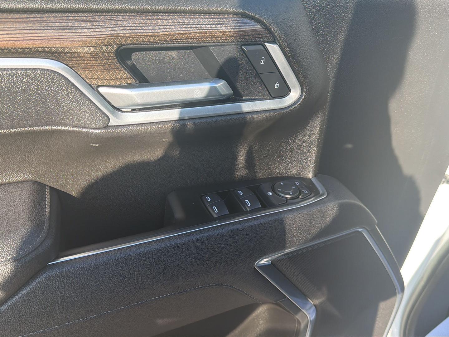 2025 Chevrolet Silverado 1500 LT - Photo 12