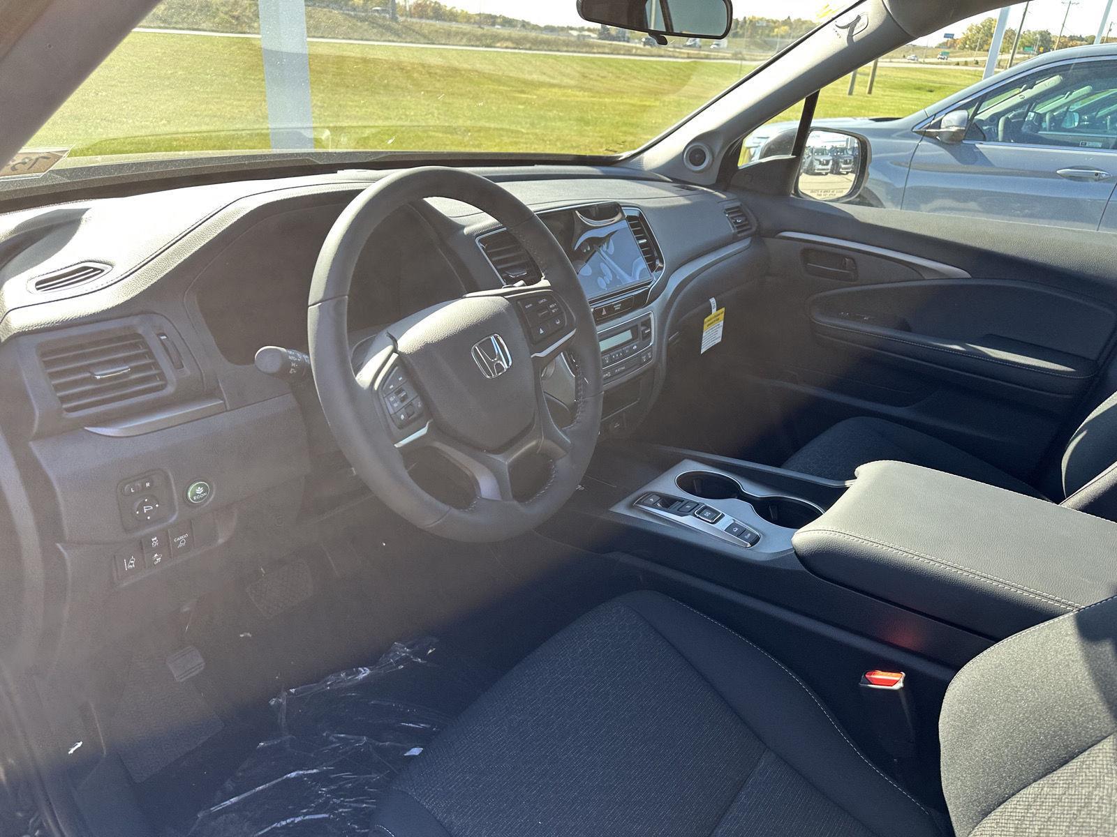 2026 Honda Ridgeline Sport - Photo 12