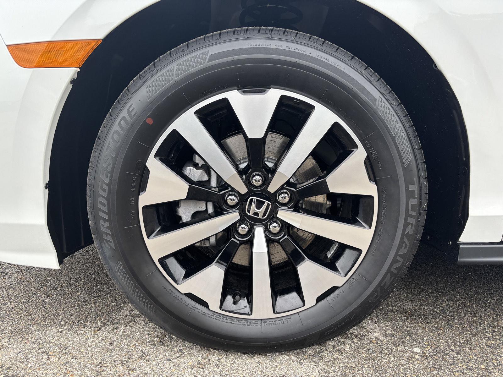 2026 Honda Odyssey EX-L - Photo 7