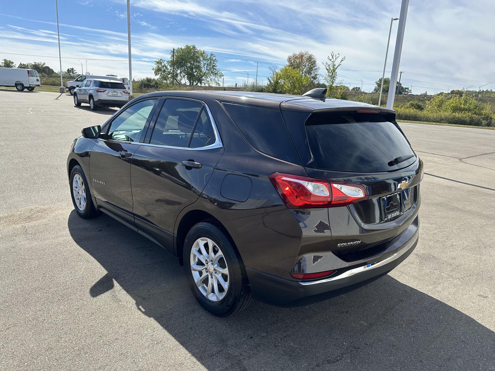 2020 Chevrolet Equinox LT photo 3