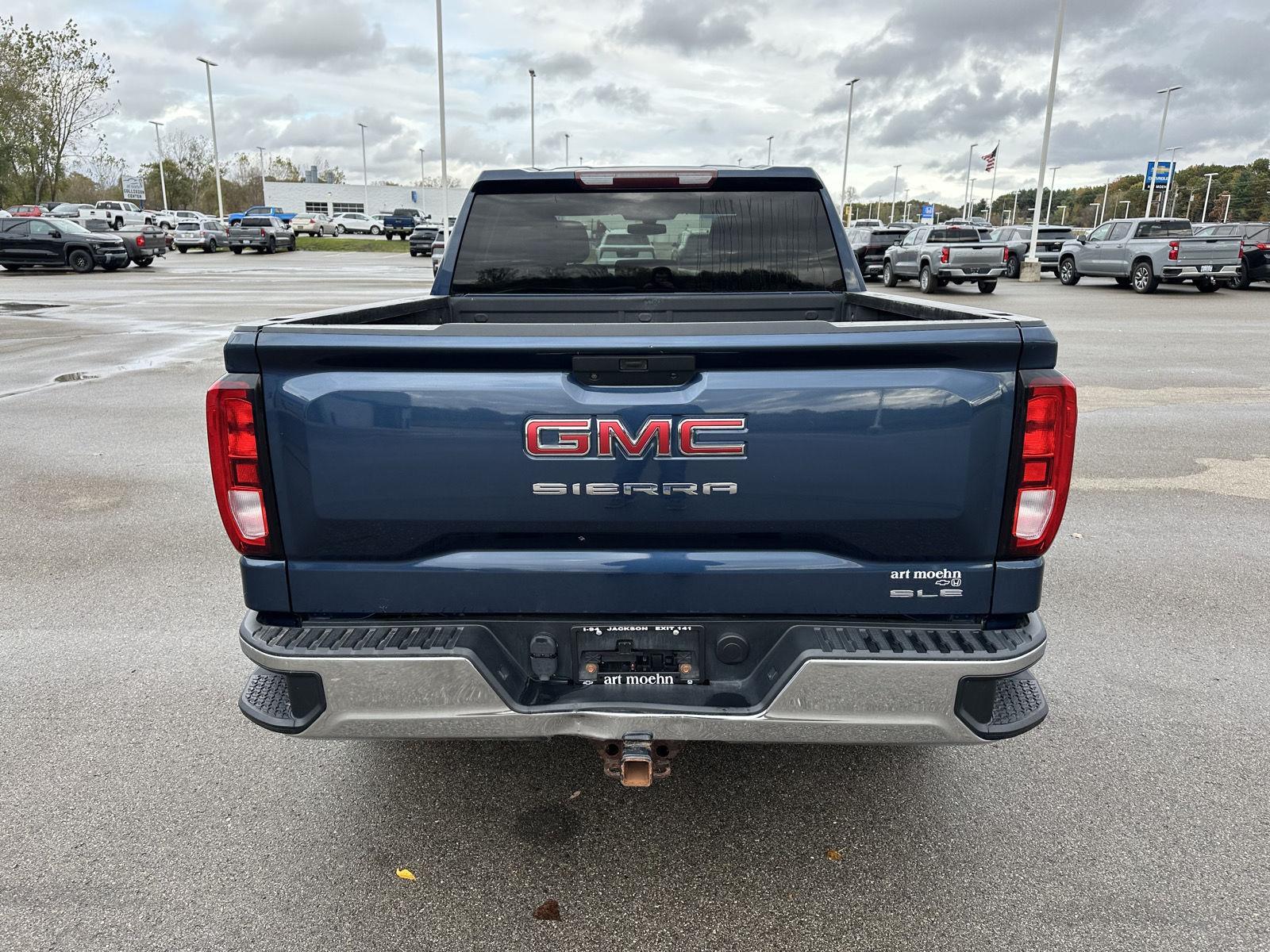 2019 Gmc Sierra 1500 SLE photo 3