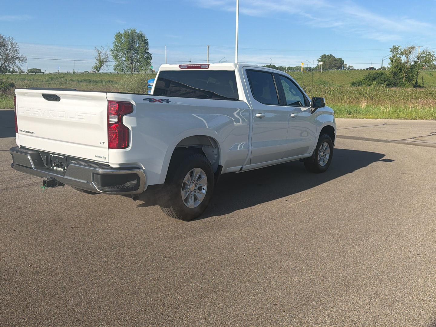 2025 Chevrolet Silverado 1500 LT - Photo 5