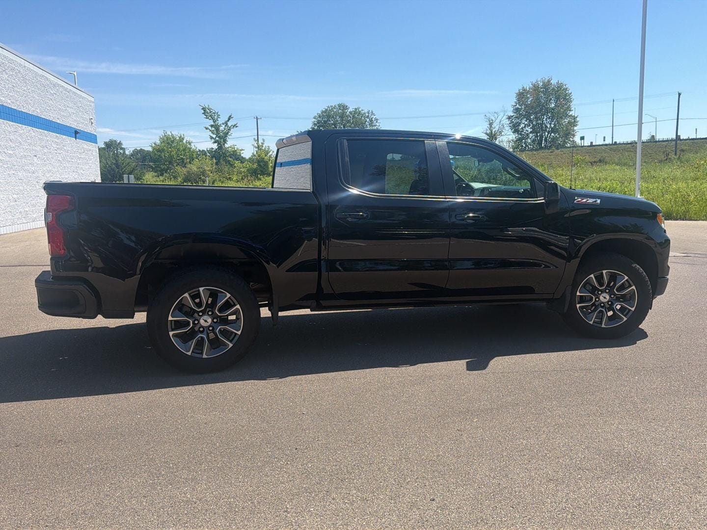 2023 Chevrolet Silverado 1500 RST - Photo 6