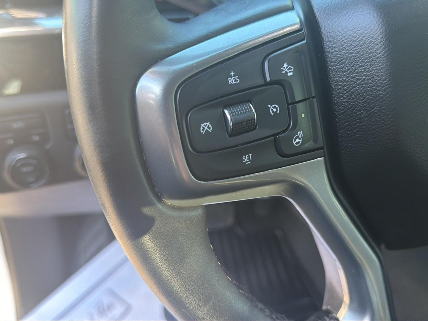 2025 Chevrolet Silverado 1500 LT - Photo 16