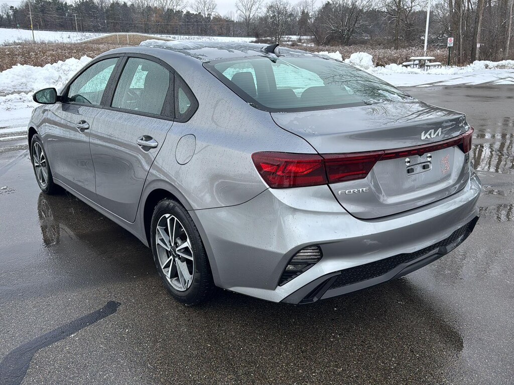 Used 2023 Kia Forte LXS Sedan