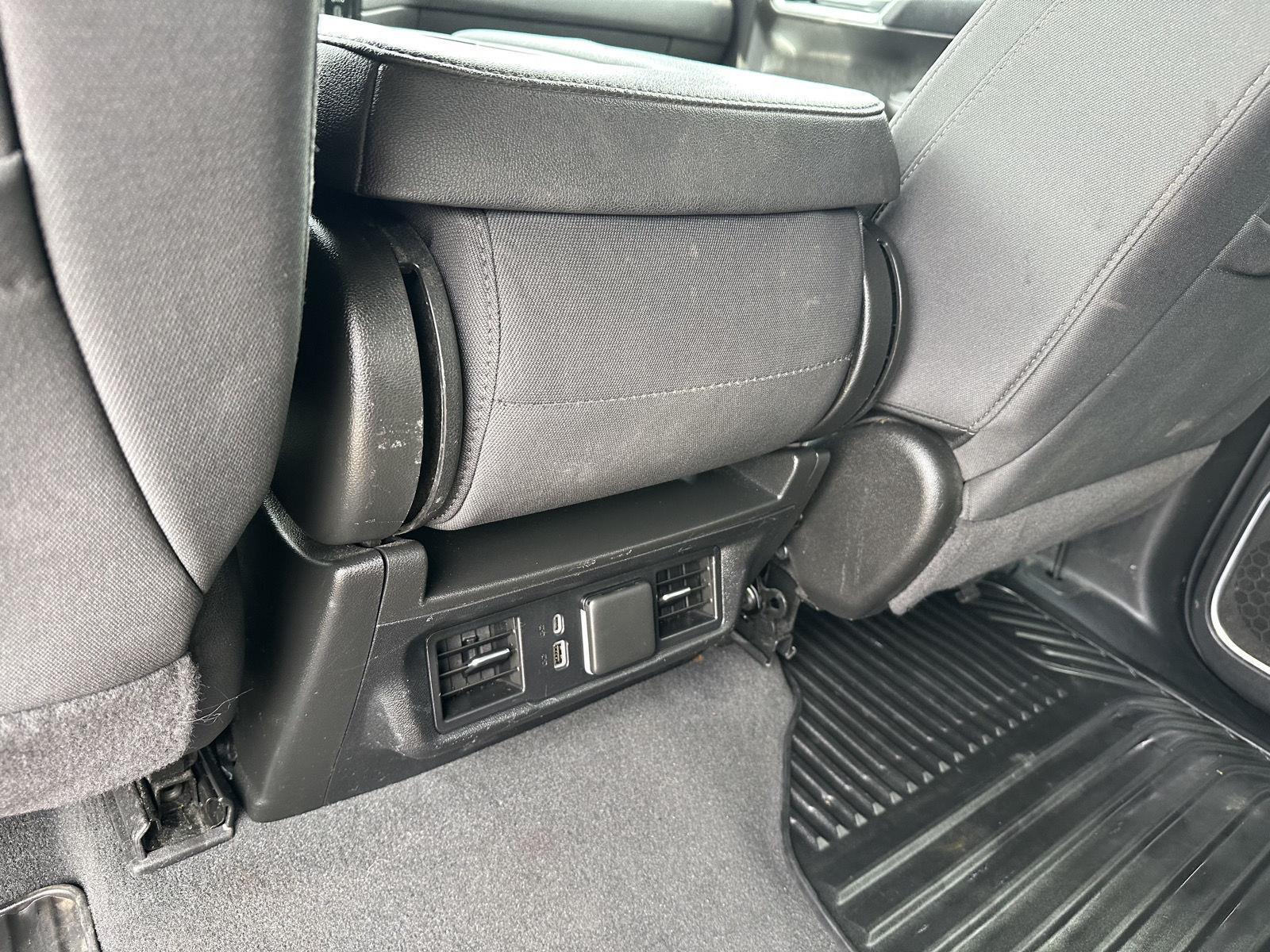 2025 Chevrolet Silverado 1500 LT - Photo 12