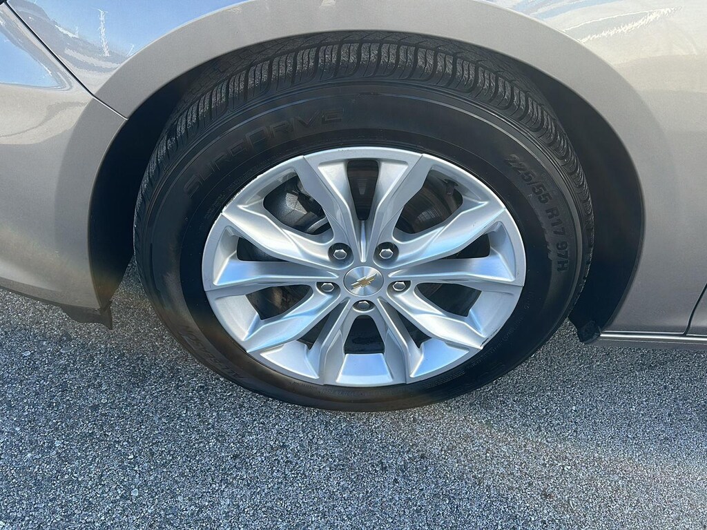 Used 2024 Chevrolet Malibu LT Sedan