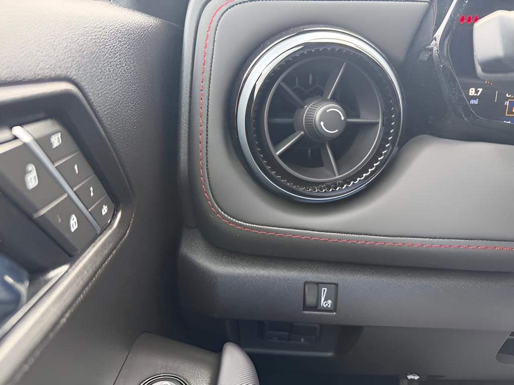 2026 Chevrolet Colorado Z71 - Photo 30