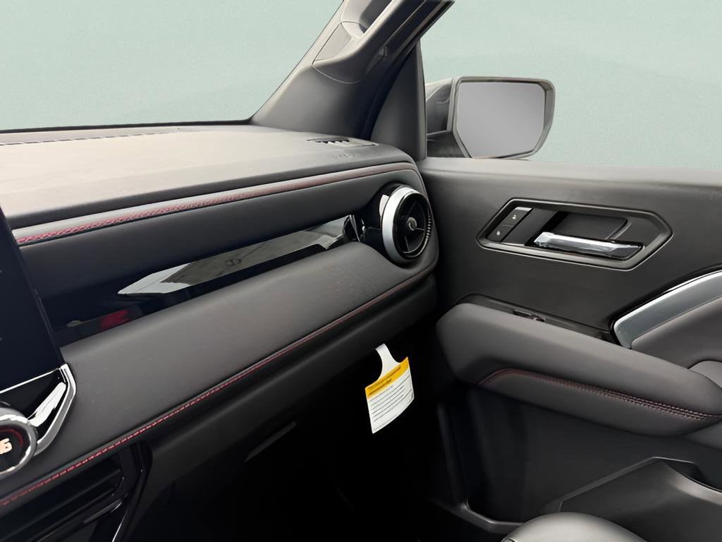 2026 Chevrolet Colorado Z71 - Photo 19