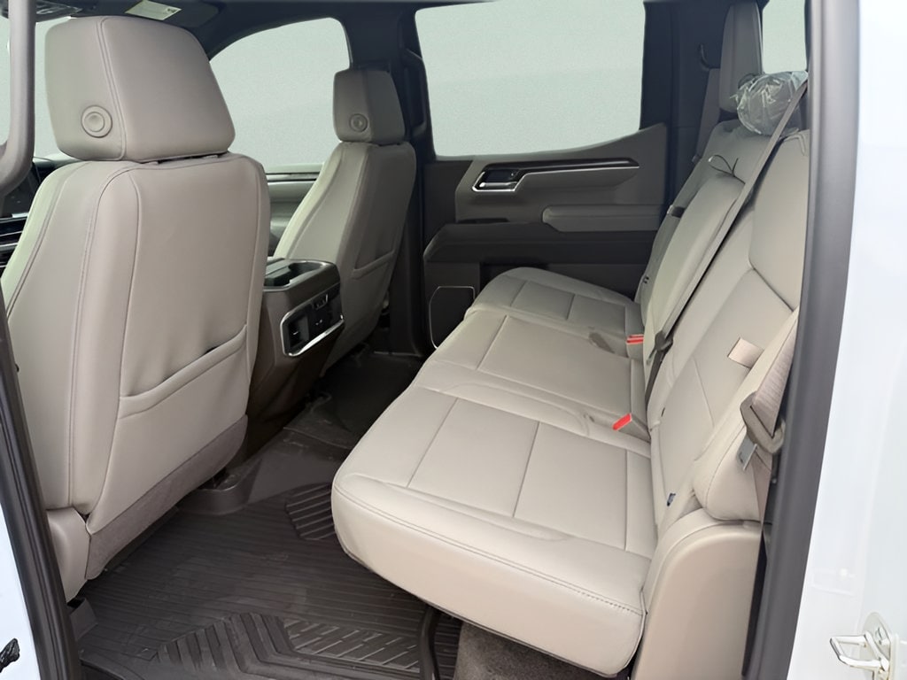 2026 Chevrolet Silverado 1500 LTZ - Photo 18