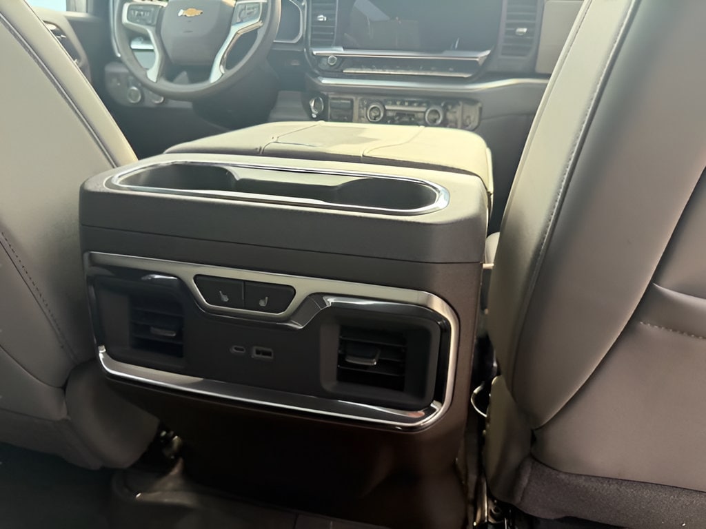 2026 Chevrolet Silverado 1500 LTZ - Photo 23