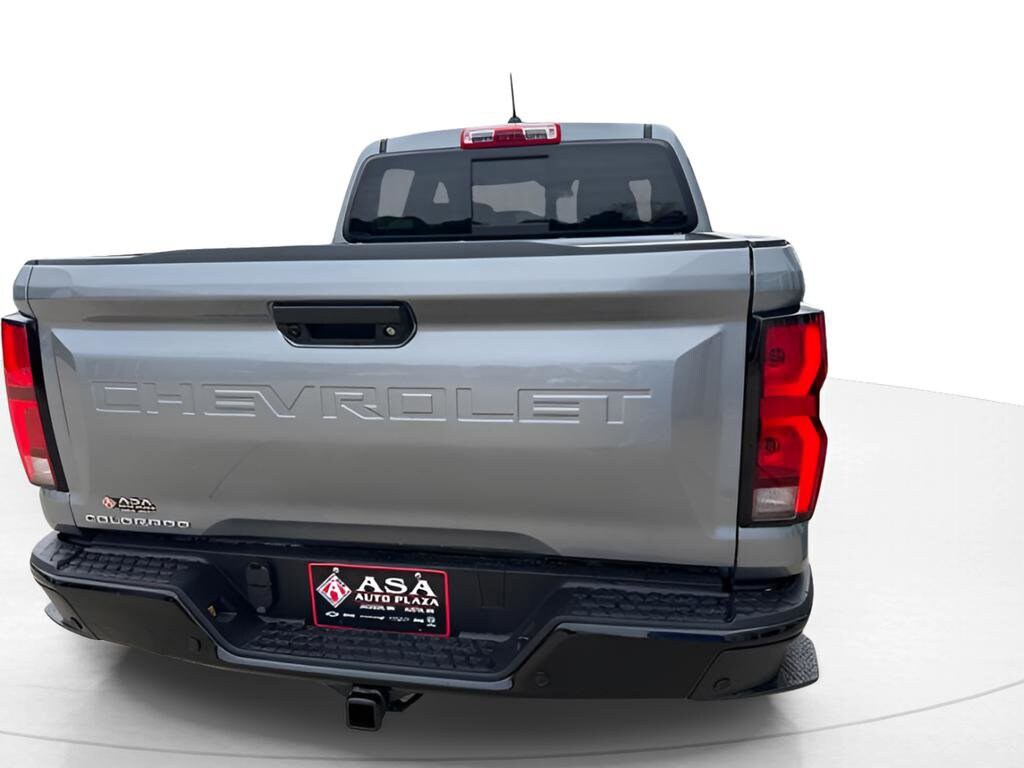 2026 Chevrolet Colorado Z71 - Photo 5