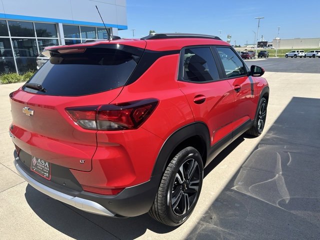 2026 Chevrolet Trailblazer LT photo 3