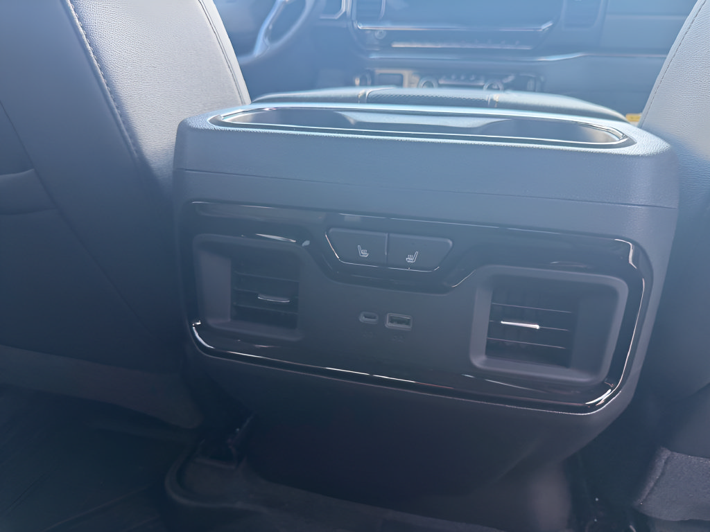 2026 Chevrolet Silverado 1500 ZR2 - Photo 12