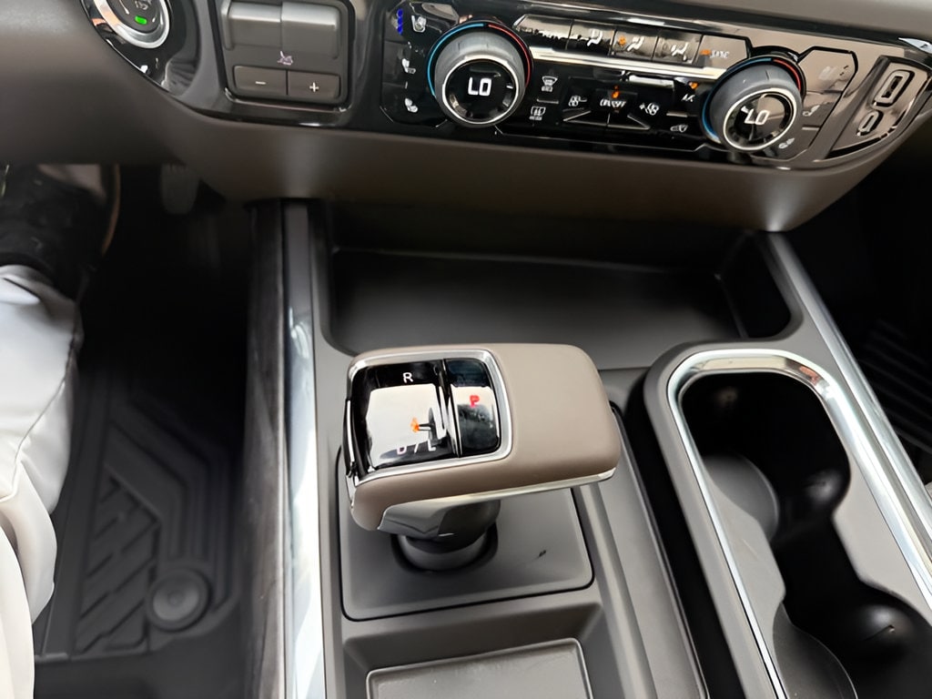 2026 Chevrolet Silverado 1500 LTZ - Photo 30