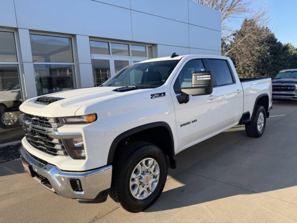 New 2026 Chevrolet Silverado 3500 HD LT Truck