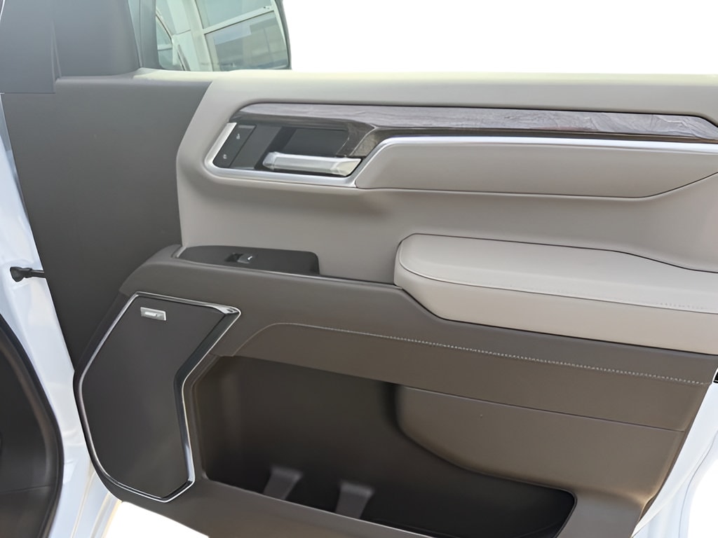 2026 Chevrolet Silverado 1500 LTZ - Photo 17