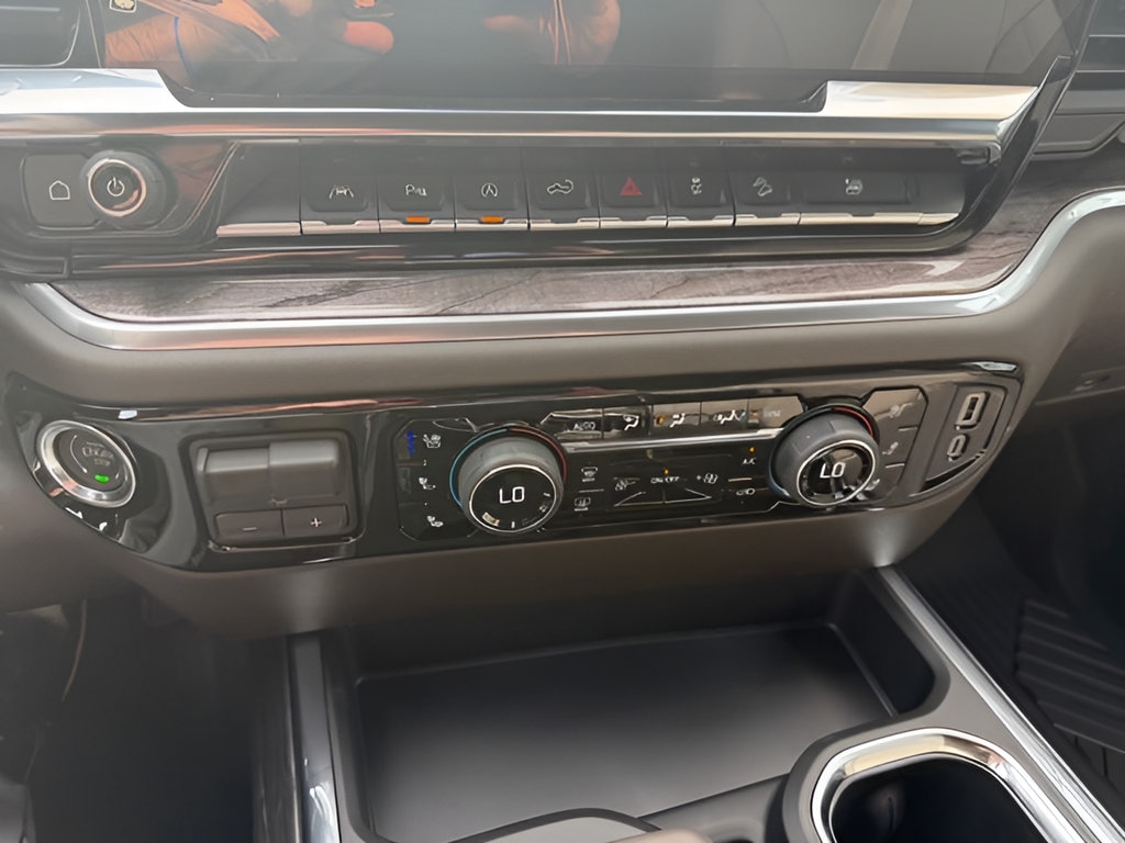 2026 Chevrolet Silverado 1500 LTZ - Photo 31