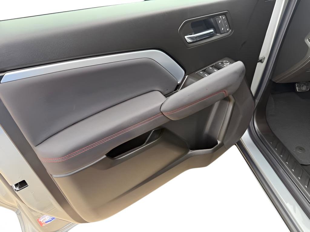 2026 Chevrolet Colorado Z71 - Photo 16